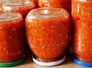 Аджика острая из кабачков