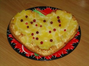 Ананасовая шарлотка