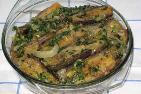 Баклажаны с чесноком и зеленью