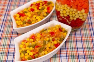 Болгарский перец, жаренный с кукурузой
