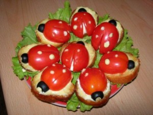 Бутерброды «божья коровка»
