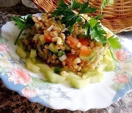 Cалат из перловки с овощами - фото Cалат из перловки с овощами