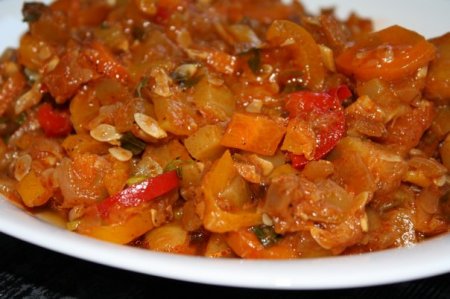 Готовим рагу из кабачков