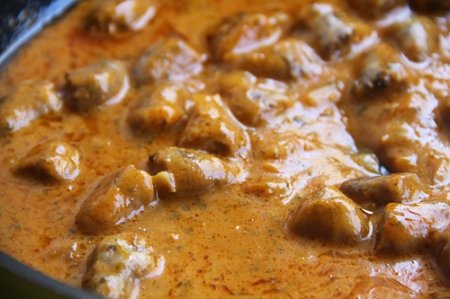 Как приготовить куриные сердца в сырно-сливочном соусе