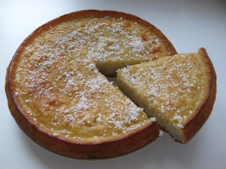 Кокосовый кухен
