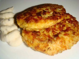Рыбные котлеты с мукой из нута в соусе