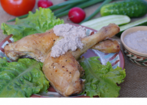 Куриные окорочка с ореховым соусом (баже)