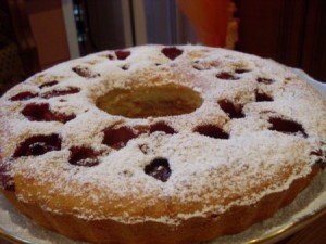 Манник с клубникой
