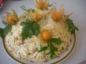 Очень вкусный салат «шарлотка» - фото Очень вкусный салат «шарлотка»