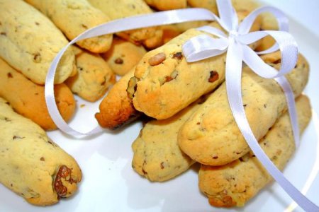 Ореховые палочки