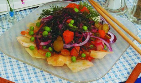 Осенний салат из морской капусты