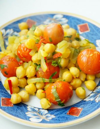 Овощное карри с нутом