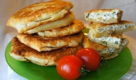 Пацинды с творогом и зеленью из тончайшего теста