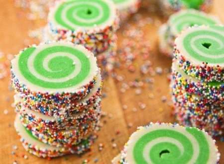 Печенье — цветные спиральки