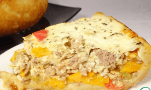 Пирог из сладкого перца и фарша