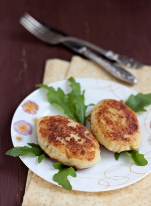 Пирожки с мясом из картофельного теста