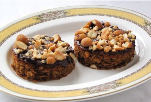 Пирожные с арахисовым маслом и медом
