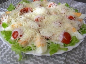Салат а-ля-цезарь
