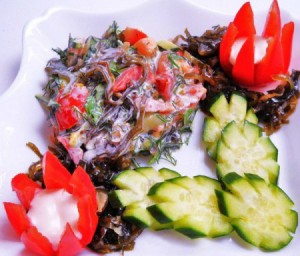 Салат из морской капусты с тыквой и овощами «мрак»