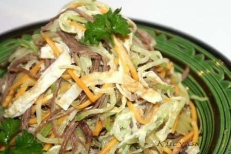 Салат из зелёной редьки с мясом
