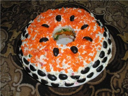 Салат » коралловый браслет»