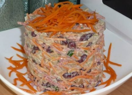 Салат с корейской морковкой и фасолью