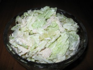 Салат с пекинской капустой и анансами
