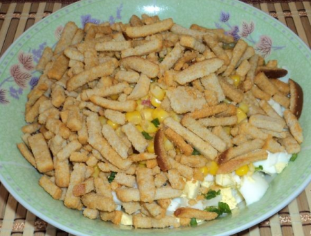 Салат из сыра