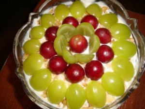 Салат с виноградом и курицей