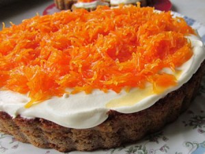 Постный бисквит морковный