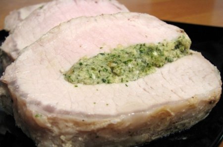 Говядина с овощами и черносливом