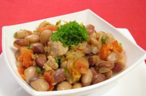 Свинина, запеченная с чесноком