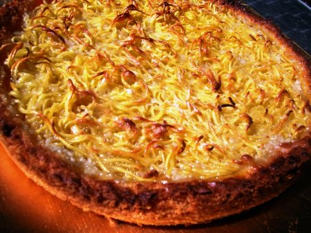 Торт с кудряшками