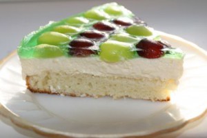 Клубничный торт кампари