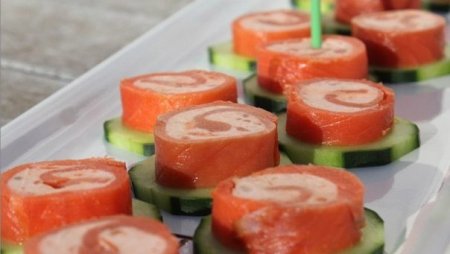 Закуска из красной рыбы и сливочного сыра