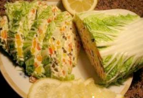 Закуска из пекинской капусты с сырной начинкой