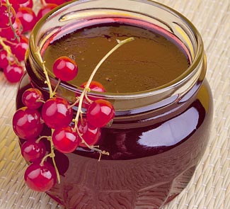 Тыква, фаршированная мясом и грибами с печеной картошкой